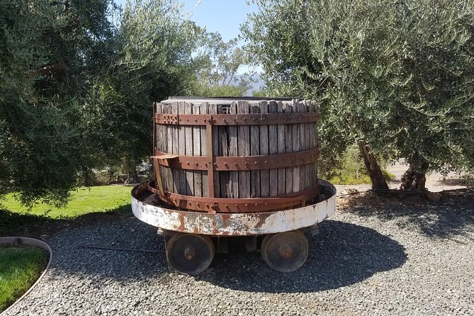 6-Hour Private Wine Tasting Tour with a Sample Stops - Pickup, Comfort, and the Limo Reality Check