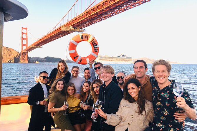90 Minute Daytime Tour Aboard Wine Therapy - What the onboard experience is like: comfort, drinks, and a real crew