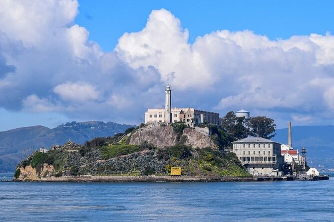 Alcatraz and City Tour Express - Coit Tower and the city center: quick viewpoints with big payoff