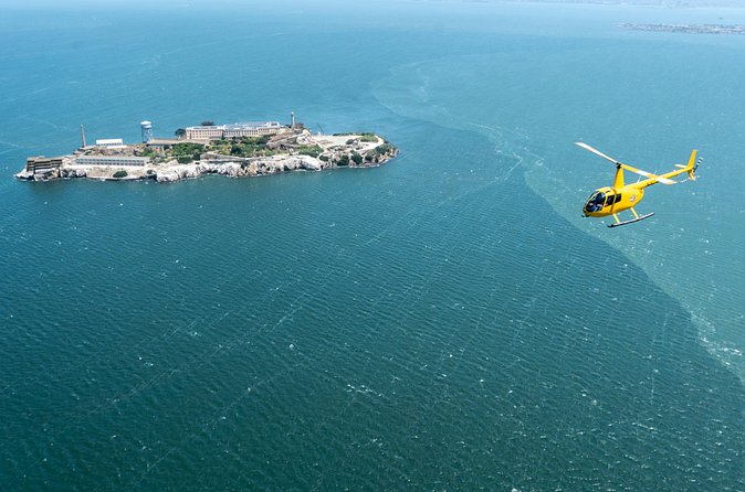 Alcatraz City Sites Helicopter Adventure - The Financial District: Transamerica Pyramid and Salesforce Tower