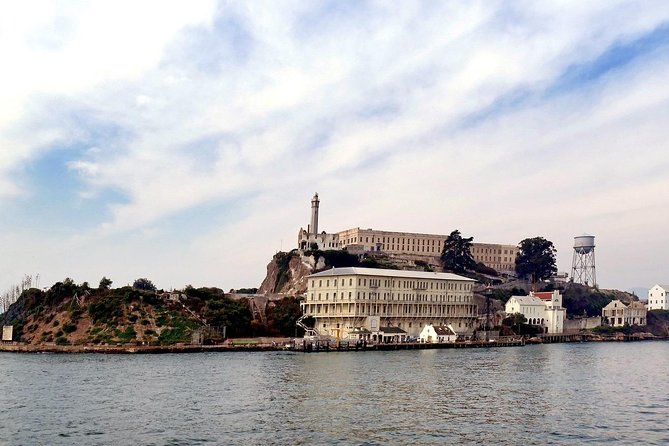 Alcatraz Island Tour Package - Meeting at 571 Post St and Picking Up Your Ticket