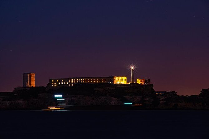 Alcatraz Night Tour with Muir Woods and Sausalito - Sausalito for 1 Hour: Waterfront Views and Real Food Choices