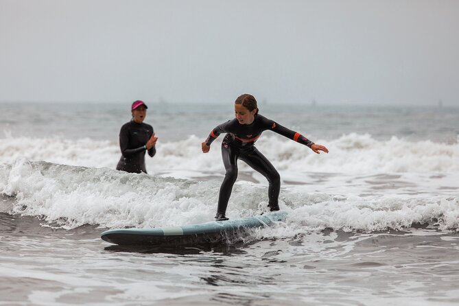 Beginner Surf Lessons At Stinson Beach - Coaching style: how active help boosts your odds of catching a wave