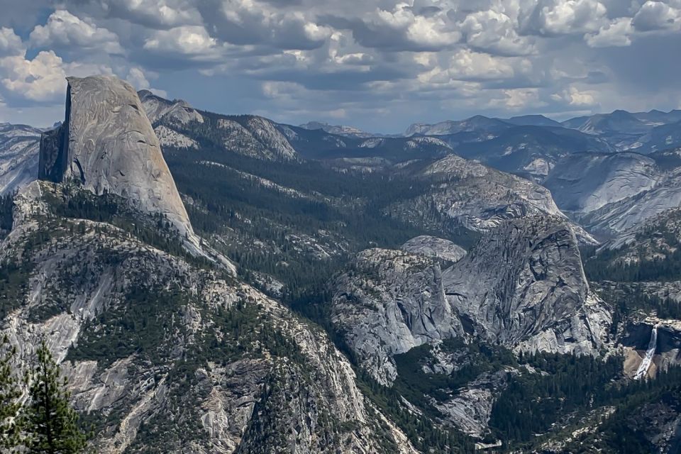From San Francisco: Yosemite Private Full-Day Trip - El Capitán: up close to the vertical wall
