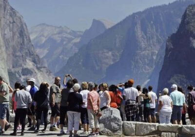 From San Jose:Enchanted Full Day Yosemite National Park Tour - First major views: entering Yosemite Valley with a guided eye