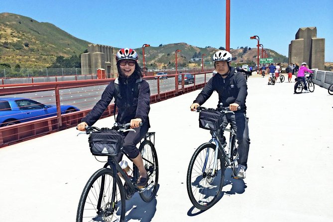 Golden Gate Bridge Bike Rental (Includes Free Helmet & Lock) - Meeting at 2157 Lombard St: Where Your Ride Begins