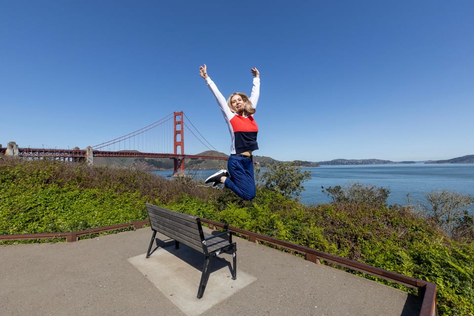 Portrait Session at Golden Gate Bridge SF - What you should wear (and what to bring)
