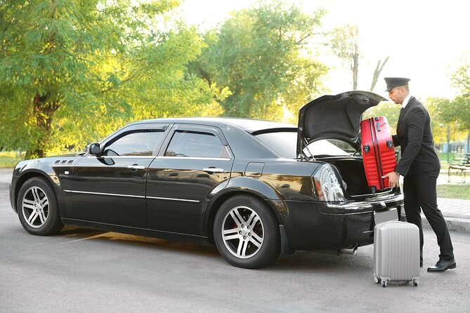 Private One-way Transfer San Francisco Airport To San Francisco - Picking the Right Vehicle for Your Group and Bags