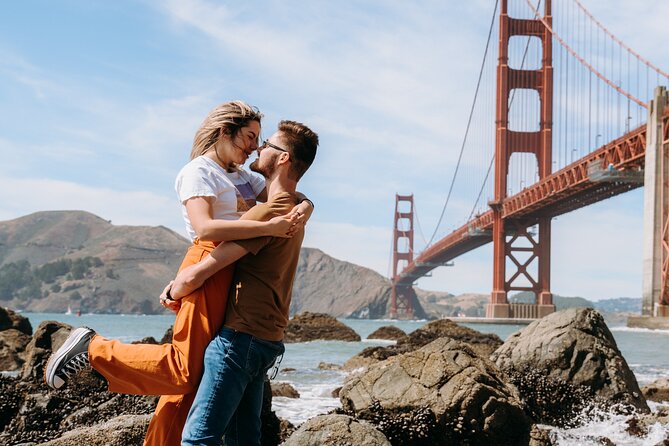 Private Vacation Photoshoot with Photographer in San Francisco - Key Points at a Glance