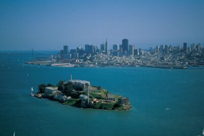 San Francisco: 2 Day Hop-On Hop-Off 20-Stop Deluxe Bus Tour - Enter Union Square, Then Let the City Come to You