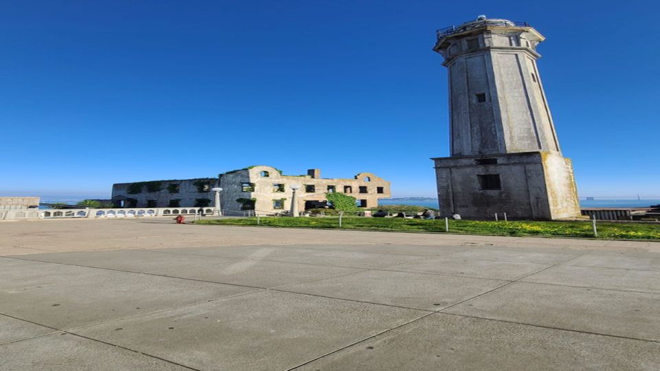 San Francisco: Alcatraz, Muir Woods and Sausalito Day Tour - Sausalito waterfront time: pretty views with a schedule limit
