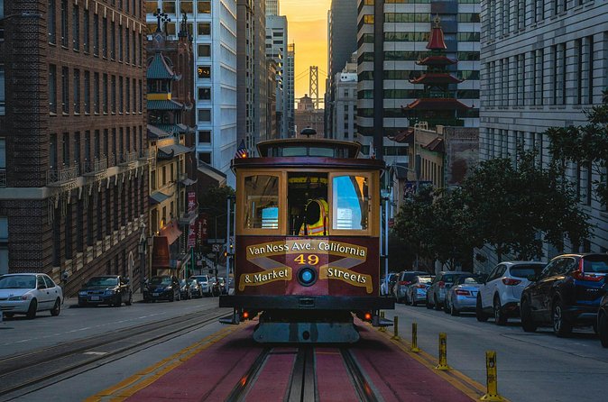 San Francisco: Cable Car Unlimited NIGHT Rides with Audio Tour - Grace Cathedral area and the Cable Car Museum collection: small stops with real context