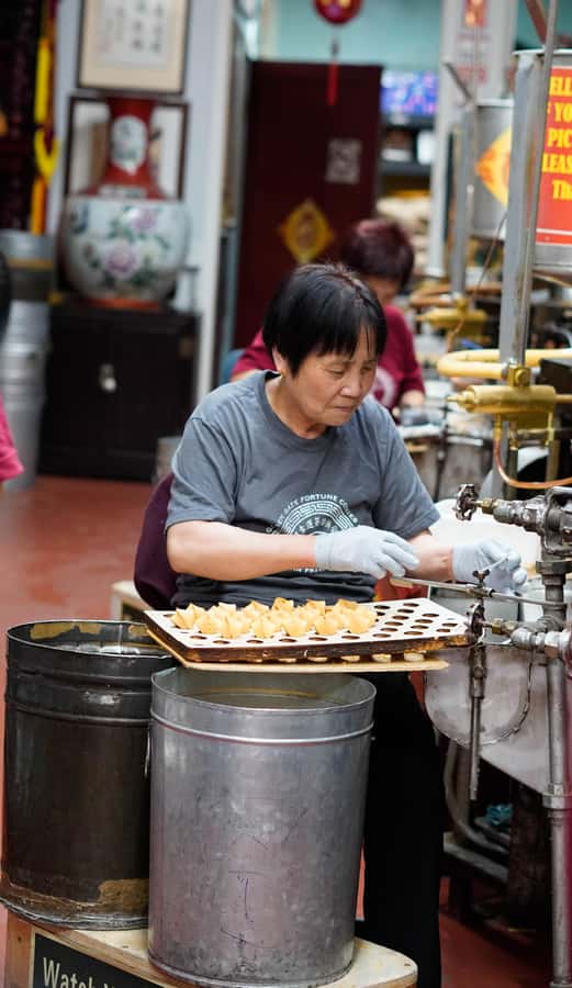 San Francisco: Chinatown Dim Sum and Tea Tour - A 3-hour Chinatown crawl that starts at House of Dim Sum