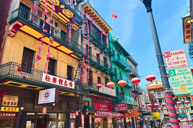 San Francisco Chinatown Food and Culture Tour - AA Bakery & Cafe: buns, egg tarts, and sesame balls in a quick tasting