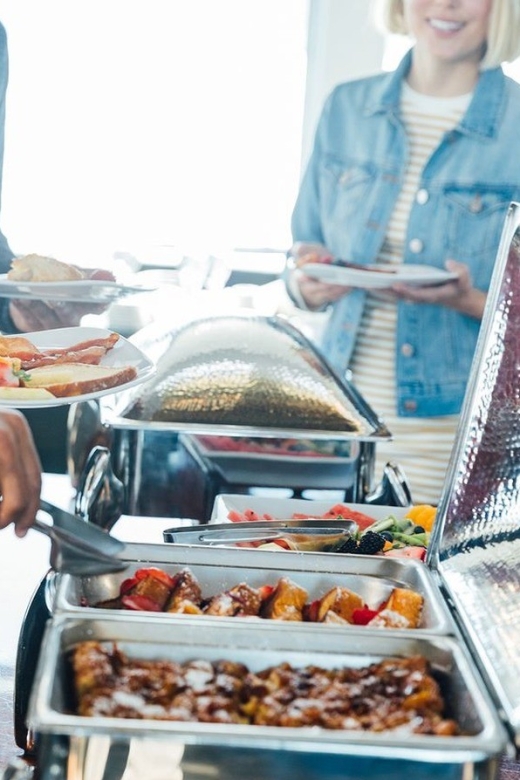 San Francisco: Christmas Day Buffet Brunch or Dinner Cruise - Why This Christmas Day Cruise Feels Right in San Francisco