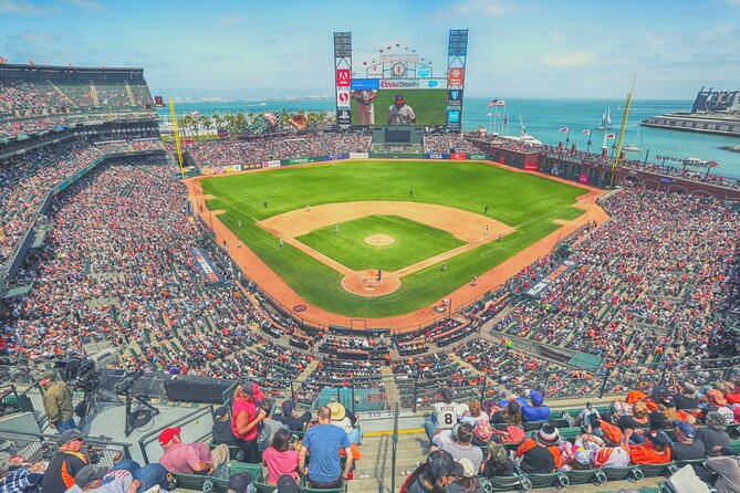 San Francisco Giants Baseball Game at Oracle Park - Concessions, matchday energy, and what to expect (food isn’t included)