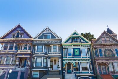 San Francisco Haight Ashbury Hippie Exploration Game - The offline advantage: your data plan can relax