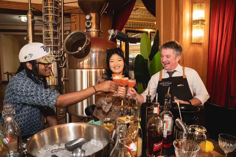 San Francisco: Local Distillery Cocktail Class - The snack bowl and why olives and nuts matter