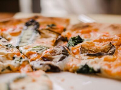 San Francisco: Mission District Walking Food Tour - Meeting at The Pirate Store: how to start without stress
