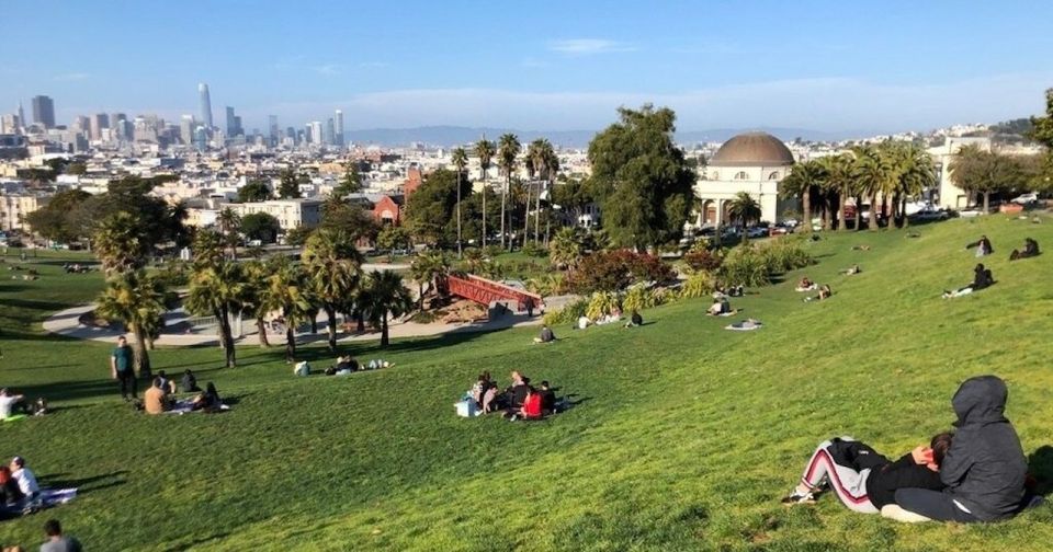 San Francisco: Neighborhood Walking Tour - 6 Route Options - Chinatown, North Beach, and Russian Hill: From Temples to Beatnik SF