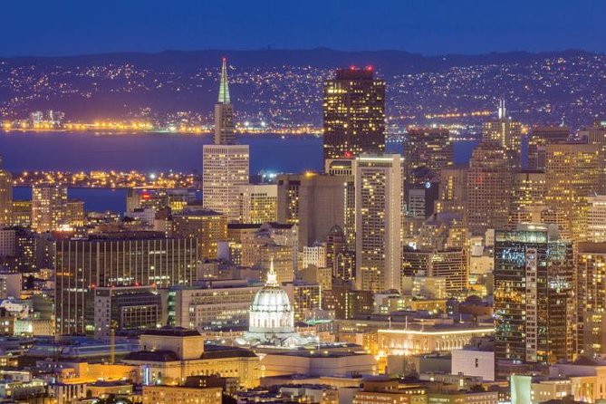 San Francisco Night Tour - Golden Gate Bridge and Treasure Island Photo Stop