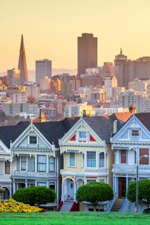 San Francisco: Private Highlights Tour by SUV - Meeting up and the drive through SF neighborhoods