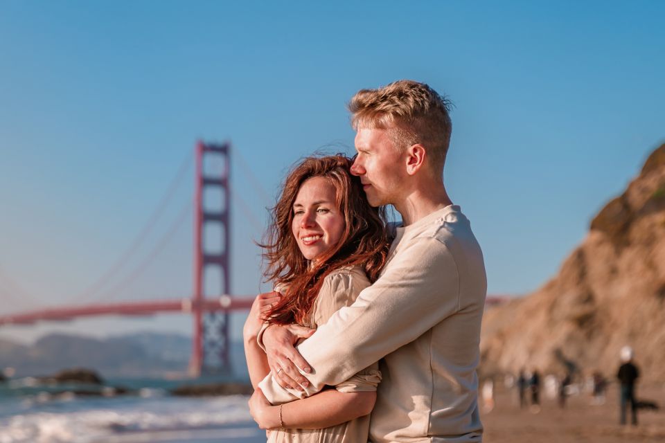 San Francisco: Professional photoshoot at Golden Gate Bridge - Private group setup: who this is best for