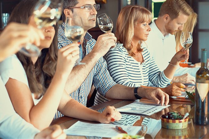 San Francisco Wine Tour with a Local Expert: 6 Tastings 100% Personalized - A 3-Hour Wine Route Built Around Your Preferences