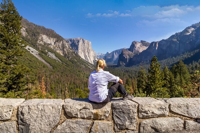 San Francisco: Yosemite, Las Vegas, Grand Canyon, 6-Day Tour - Vegas on the Way In: Barstow Outlets and a Guided Strip Tour