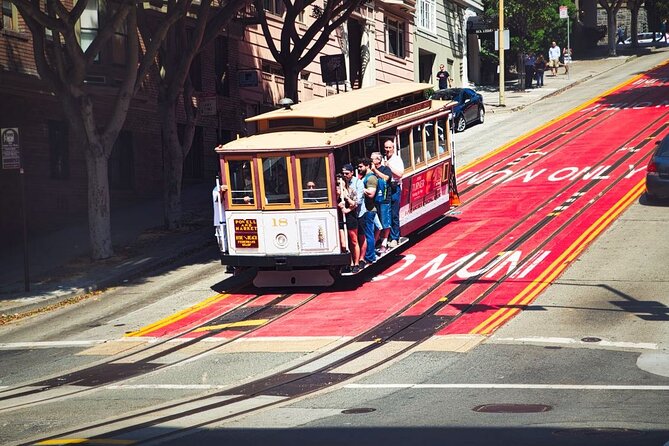 Self-Guided Cable Car City Tour in San Francisco - Chinatown: hidden lanes, Ross Alley, and the 25-minute treasure hunt