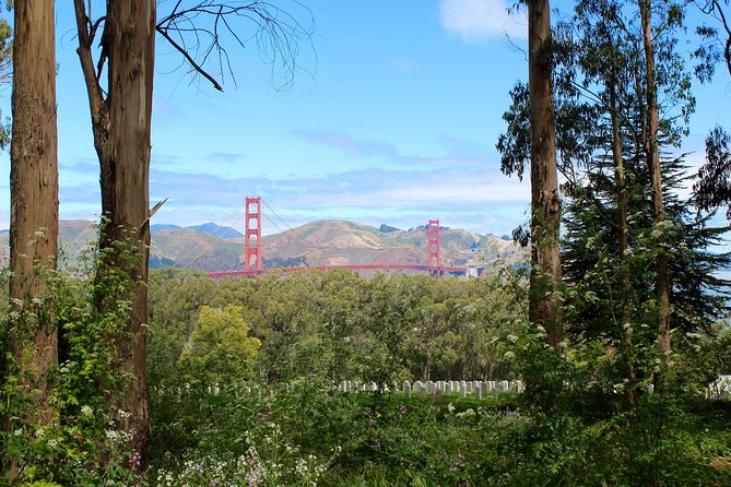 The Presidio: Main Post to the Golden Gate Bridge - The San Francisco National Cemetery Overlook: views with gravity